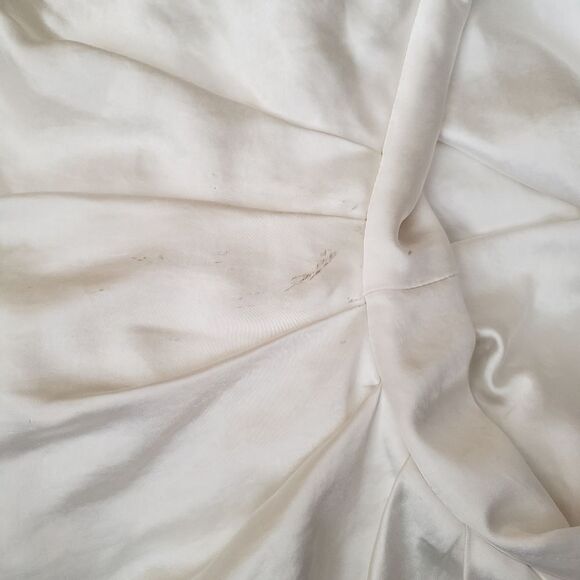 Elliatt Revolve Cassini White One Shoulder Satin Dress Wedding Special Occasion - Picture 15 of 15